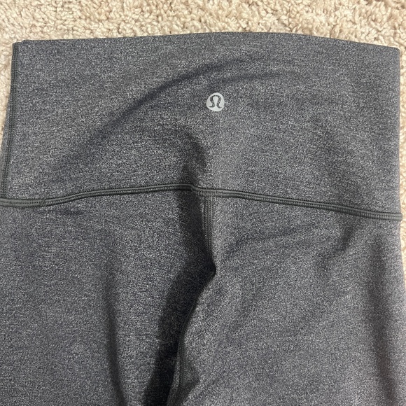 Lululemon Wunder Under High Rise 7/8" leggins Luxtreme 25" | Heathered Black | 4 - Picture 3 of 5